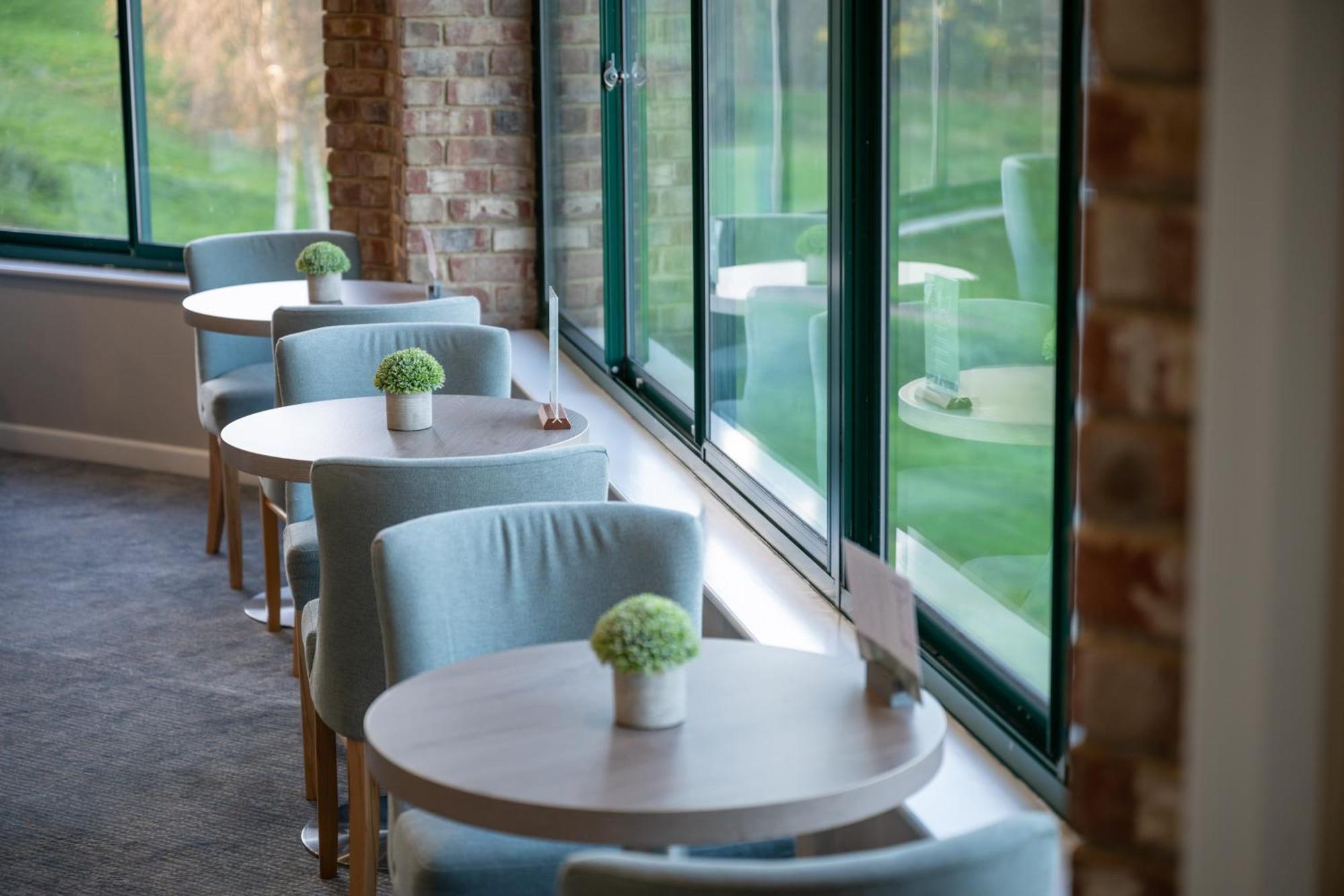 Hellidon Lakes Hotel Daventry Ngoại thất bức ảnh