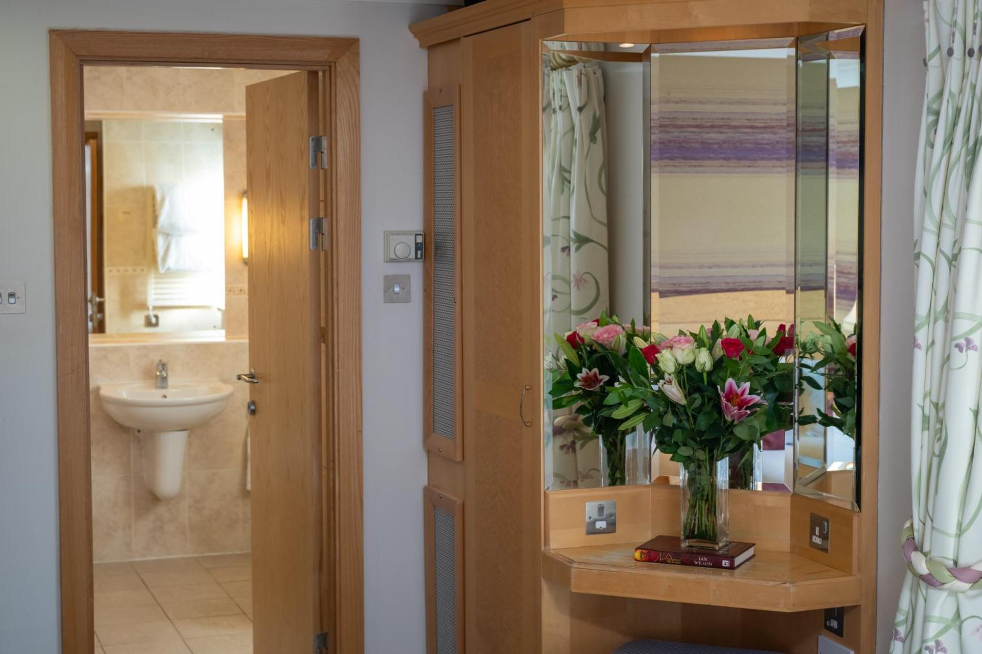 Hellidon Lakes Hotel Daventry Ngoại thất bức ảnh