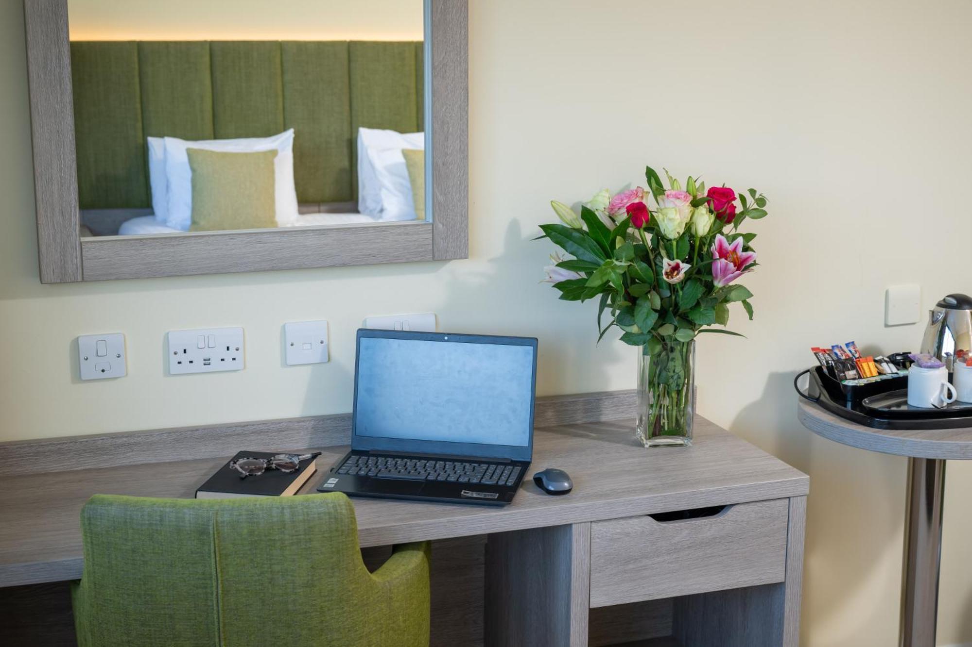 Hellidon Lakes Hotel Daventry Ngoại thất bức ảnh